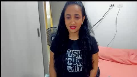 emperatriztapia online show from 11-05-25, 10:54