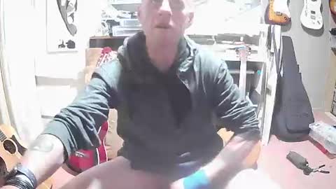 empirikal1 online show from 12-22-25, 05:32