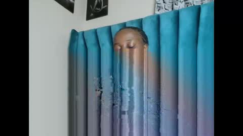 Snapshot of empressdoll395137 chatting on 11-22-25, 09:58 empressdoll395137 online show from 11-22-25, 09:58