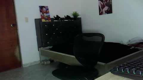 Snapshot of emr_master chatting on 09-10-25, 02:44 Emr online show from 09-10-25, 02:44