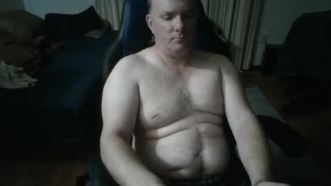 Snapshot of emsguy1 chatting on 04-04-26, 05:06 Matt online show from 04-04-26, 05:06