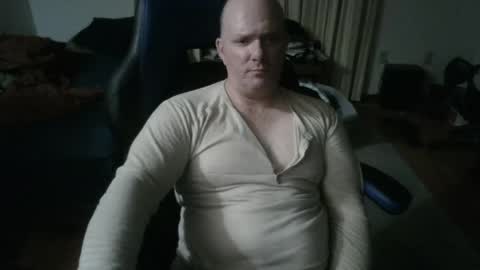 Snapshot of emsguy1 chatting on 04-23-26, 04:24 Matt online show from 04-23-26, 04:24