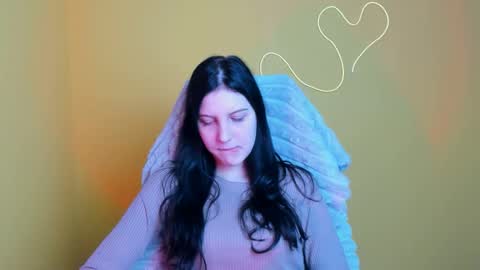 Emma online show from 11-19-25, 06:52