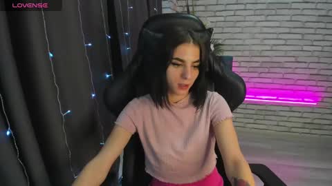 emy__angel online show from 12-19-24, 10:45