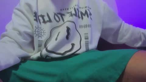 Snapshot of emy_colee chatting on 03-01-25, 11:39 Emy online show from 03-01-25, 11:39