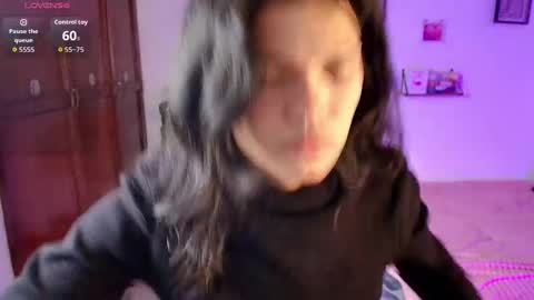 emycarver09 online show from 10-25-25, 12:02