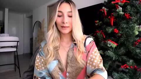 emyconneer online show from 12-13-24, 01:55