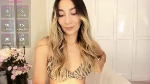 Snapshot of emyconneer chatting on 03-17-26, 05:05 emyconneer online show from 03-17-26, 05:05