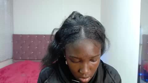 Snapshot of emyfuckhard chatting on 10-16-25, 12:28 emyfuckhard online show from 10-16-25, 12:28