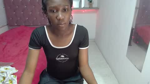 Snapshot of emyfuckhard chatting on 11-05-25, 12:27 emyfuckhard online show from 11-05-25, 12:27