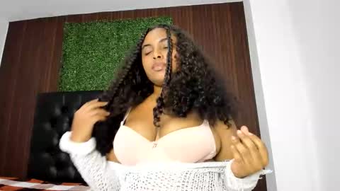 Snapshot of emyhot_69 chatting on 02-16-26, 09:22 emyhot_69 online show from 02-16-26, 09:22