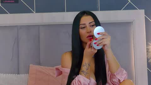  Emy  online show from 10-22-25, 06:02