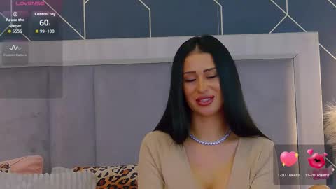  Emy  online show from 10-27-25, 07:34