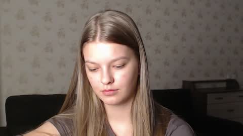 EmySway online show from 12-21-24, 07:38