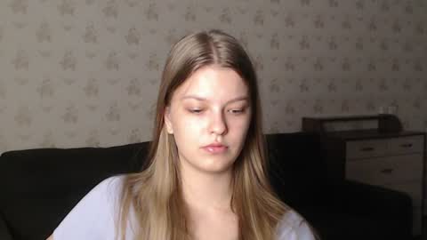 EmySway online show from 12-22-24, 02:27