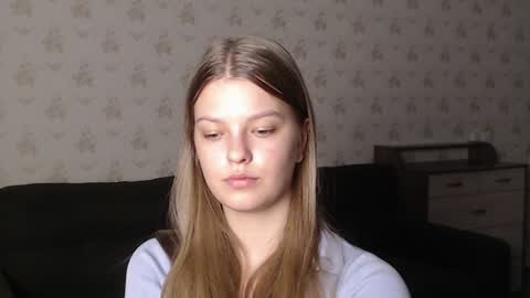 EmySway online show from 12-22-24, 06:04