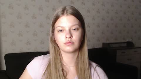 EmySway online show from 01-21-25, 01:39