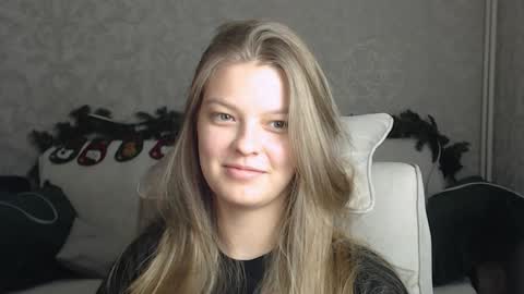 EmySway online show from 01-28-25, 01:38