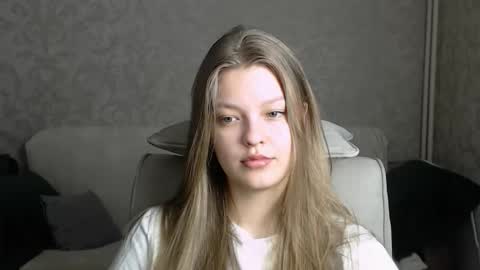 EmySway online show from 02-14-25, 01:13