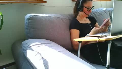 Snapshot of emyxxl chatting on 04-09-26, 01:16 emyxxl online show from 04-09-26, 01:16