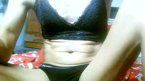 CHUN LY online show from 05-08-26, 02:28