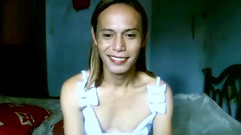 CHUN LY online show from 06-08-26, 05:19