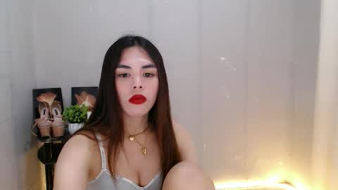 enchantress_mia03 online show from 05-16-26, 10:36