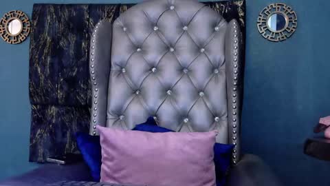 EnchantressQueen online show from 05-25-26, 12:44
