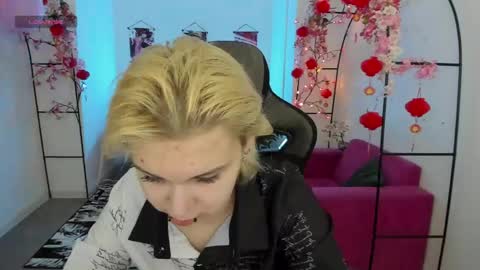 endlessdreamm online show from 05-05-26, 07:27