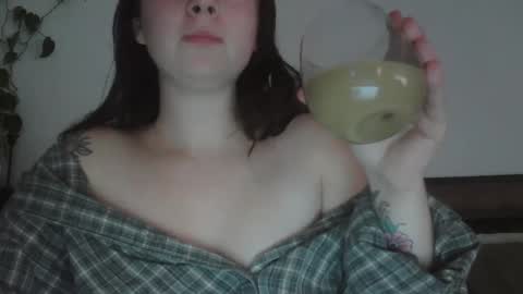 endlessly evie online show from 12-23-24, 12:25