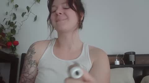 endlessly evie online show from 01-27-25, 08:17
