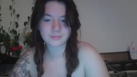 endlessly evie online show from 02-22-25, 01:44