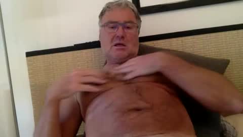 Snapshot of endurado chatting on 10-11-25, 07:51 endurado online show from 10-11-25, 07:51