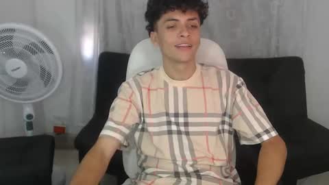 Snapshot of energy_lover_137 chatting on 01-13-26, 06:46 Bunny online show from 01-13-26, 06:46