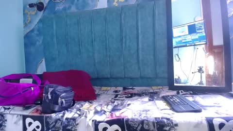 Engel online show from 11-23-25, 02:28