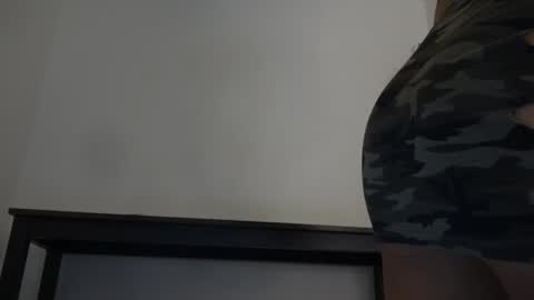 Snapshot of english_rose__ chatting on 02-23-26, 09:39 Rosie online show from 02-23-26, 09:39