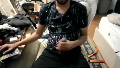 Snapshot of englisharabcock chatting on 04-09-26, 04:34 englisharabcock online show from 04-09-26, 04:34