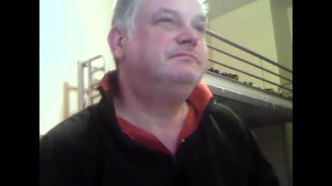 englishguysurrey online show from 12-03-25, 07:27