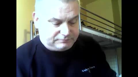 englishguysurrey online show from 01-12-26, 09:47