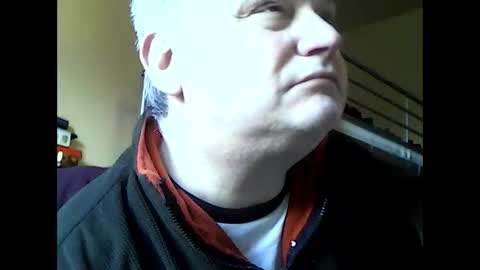 Snapshot of englishguysurrey chatting on 02-16-26, 10:00 englishguysurrey online show from 02-16-26, 10:00