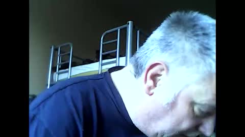 englishguysurrey online show from 05-17-26, 04:43
