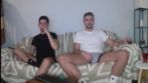 Englishladxxx online show from 10-03-25, 12:29
