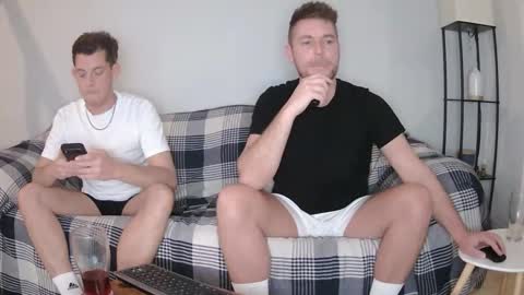 Englishladxxx online show from 01-09-26, 10:22