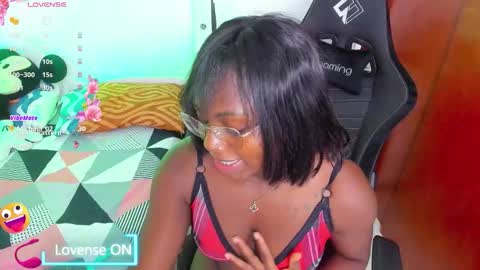 Snapshot of enith20 chatting on 11-04-25, 09:36 yice online show from 11-04-25, 09:36