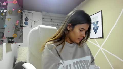 Enma clark online show from 11-10-25, 02:32