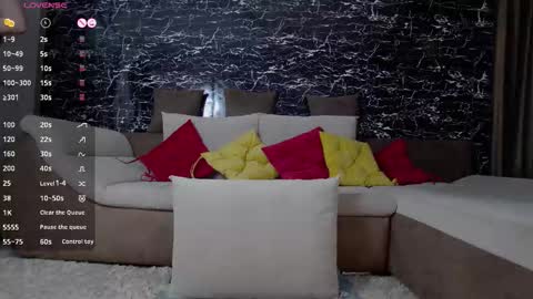 Enna online show from 09-18-25, 05:20