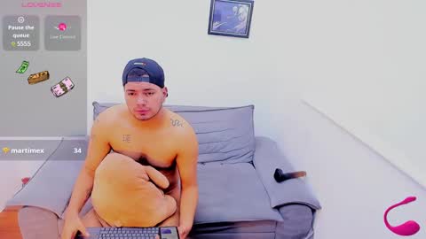 Snapshot of enrique_villa23 chatting on 01-23-25, 06:14 enrique online show from 01-23-25, 06:14