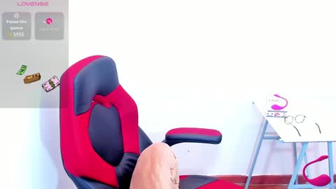 Snapshot of enrique_villa23 chatting on 02-06-25, 05:09 enrique online show from 02-06-25, 05:09