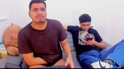 Snapshot of enrique_villa23 chatting on 02-15-25, 01:05 enrique online show from 02-15-25, 01:05