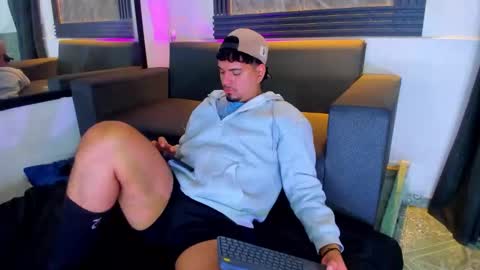 Snapshot of enrique_villa23 chatting on 10-03-25, 11:29 enrique online show from 10-03-25, 11:29